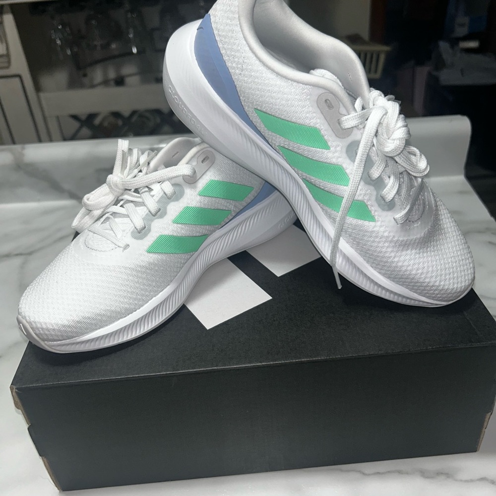 NWB adidas Women's Run Falcon 3.0 Sneaker, White/Pulse Mint/Blue Dawn, 7